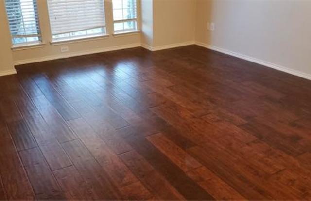 7699 Trailway Drive Gallery 3