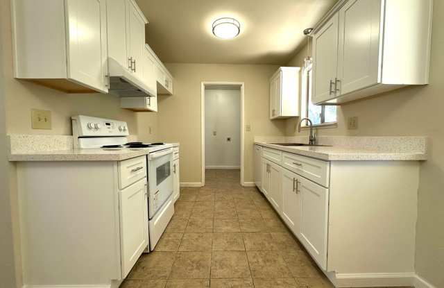 Charming 3-Bed, 1-Bath Home with Upgraded Kitchen & Landscaping Included! Gallery 1