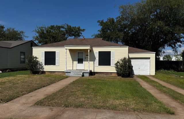 Charming 2 Bed, 1 Bath Home Close To MSU photos photos