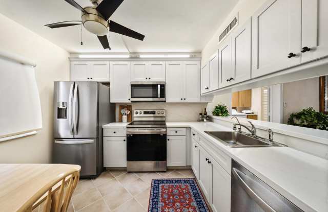 601 Seafarer Circle Gallery 4
