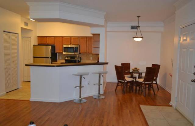 9306 Myrtlewood Circle W Gallery 3