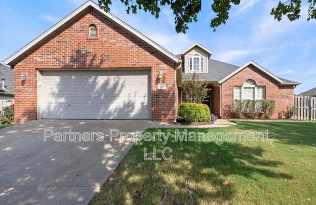596 North Fox Meadows Lane Gallery 1