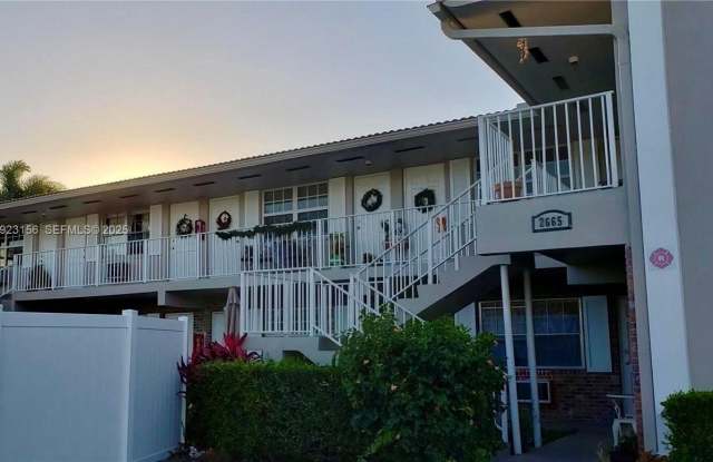 2665 Middle River Dr photos photos