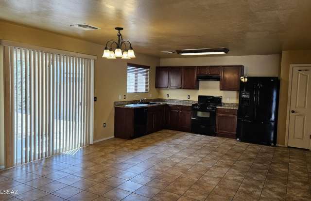 Rancho Valencia 3 bedroom, 2 bath unfurnished home. Gallery 4