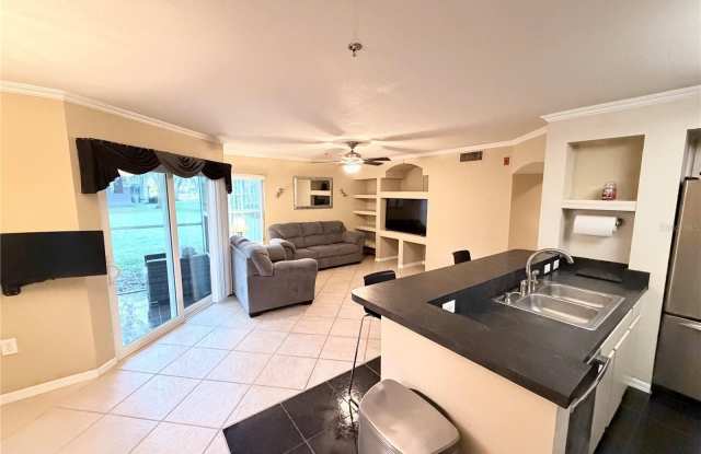 8516 ISLAND BREEZE Lane Gallery 3