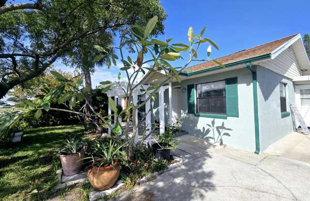 484 Poinciana Drive photos photos 484 Poinciana Drive photos photos