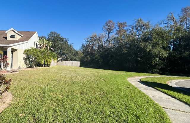 1738 Horsechestnut Court Gallery 2
