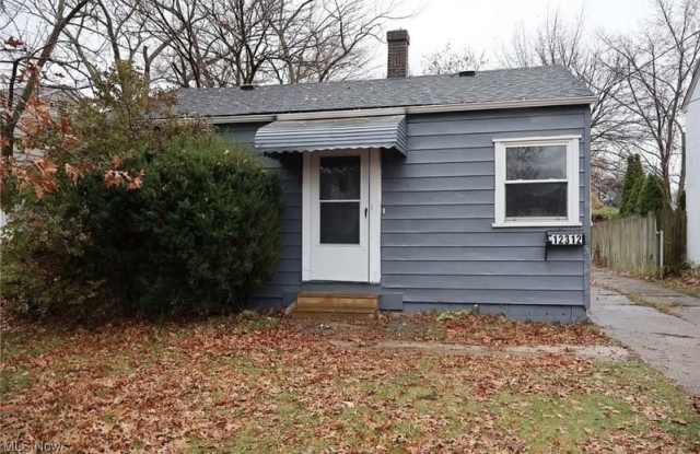 12312 Carrington Avenue photos photos