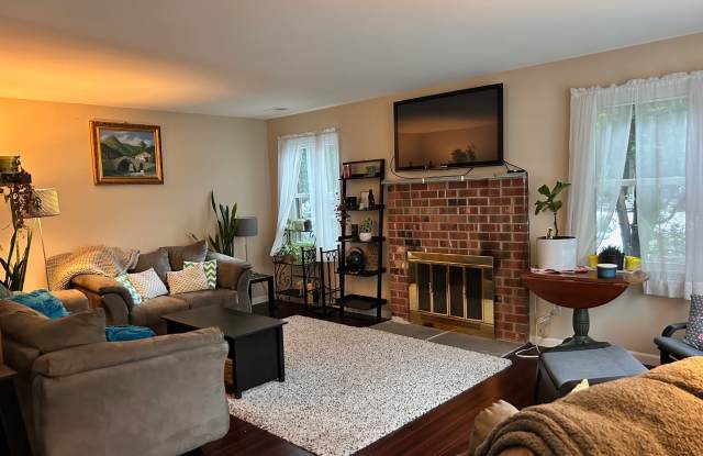 276 Stone Ridge Drive Gallery 2