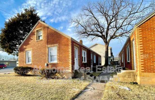 217 W Grand photos photos
