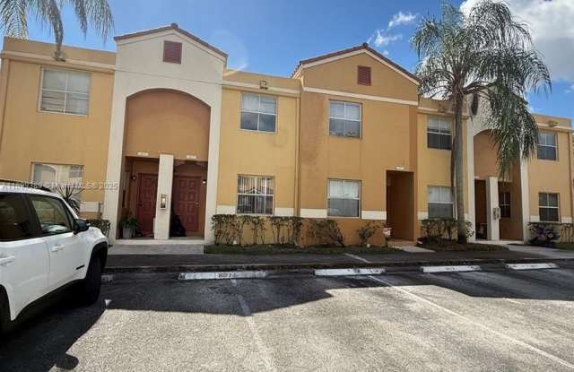 3873 NW 90th Ave photos photos