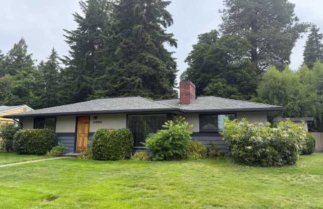 3 Bedroom + 1.5 Bath +Family Room Kirkland $3100 per Month photos photos 3 Bedroom + 1.5 Bath +Family Room Kirkland $3100 per Month photos photos