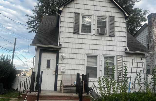 201 Butler Boulevard Gallery 1