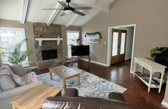 19 Oaklawn Drive Gallery 4