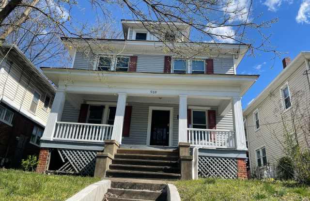 908 Penmar Avenue Southeast - 1 photos photos 908 Penmar Avenue Southeast - 1 photos photos