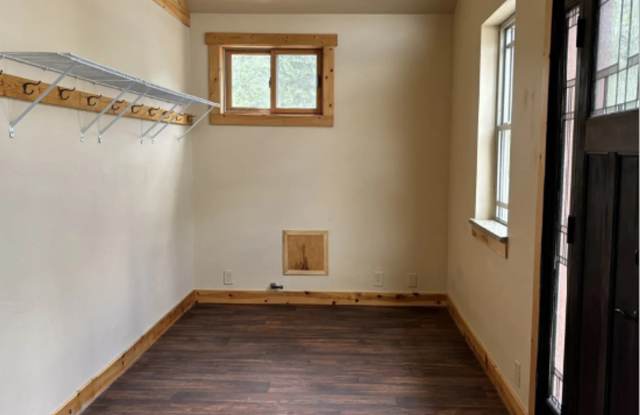 3 Bedroom + Den Home with Flathead Valley View - Near Foys Lake Gallery 3