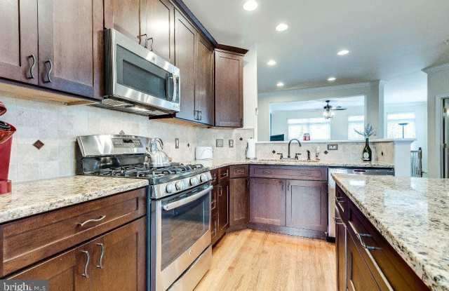 5446 PATUXENT KNOLL PLACE Gallery 4