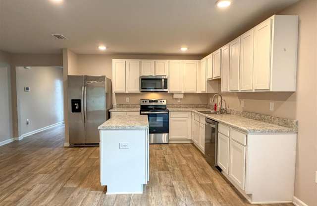 7305 Lakeside Oak Ct Gallery 3