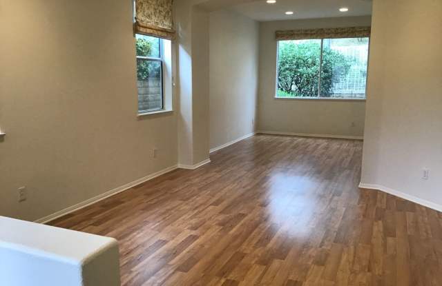 A Spacious and Serene Oasis in the Heart of Verdigris Gallery 3