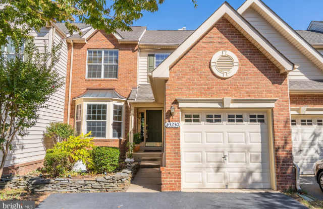 43230 BALTUSROL TERRACE - 43230 Baltusrol Terrace, Belmont, VA 20147