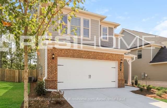 107 Brougham Drive South photos photos