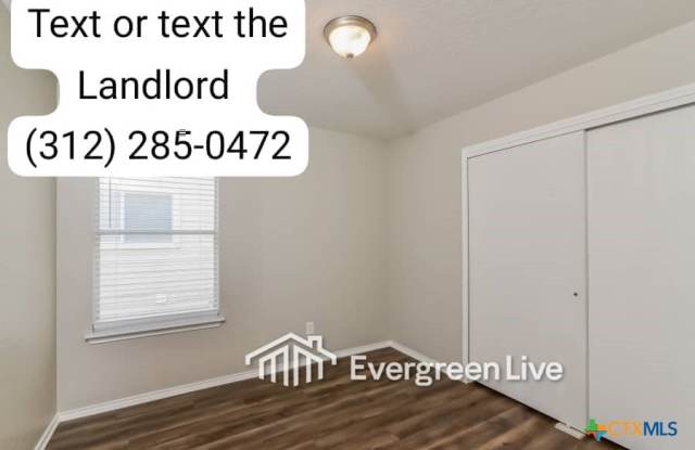 9218 W Blazer Pl Gallery 2