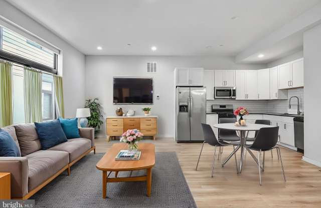 385 MARTIN Street unit: 1R - 385 Martin Street, Philadelphia, PA 19128 385 MARTIN Street unit: 1R - 385 Martin Street, Philadelphia, PA 19128