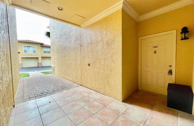 4333 Bayside Village Dr Apt 128 Gallery 2