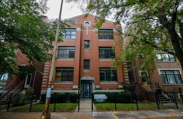 1938 Diversey - 1938 West Diversey Parkway, Chicago, IL 60614 1938 Diversey - 1938 West Diversey Parkway, Chicago, IL 60614