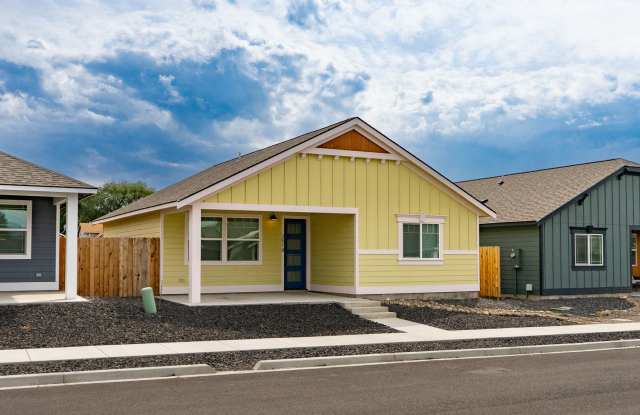Newer Home for Lease ! 3br 3ba photos photos