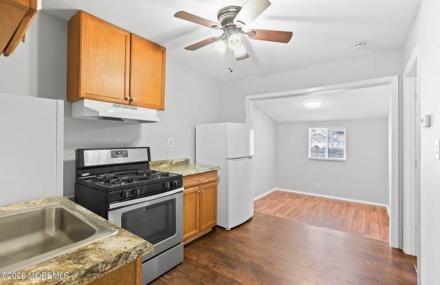 42 Center Avenue photos photos