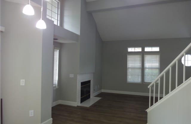 13331 Sandown Court Gallery 3