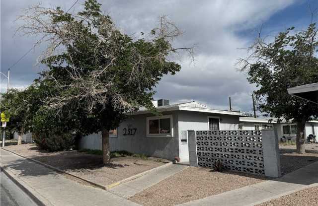 2517 Cedar Avenue photos photos