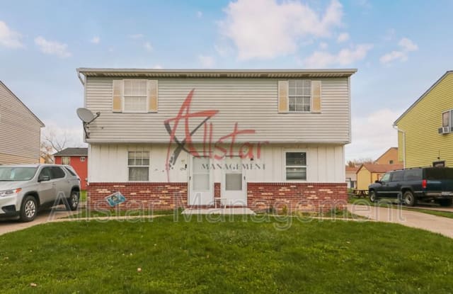 1299 Fillmore Circle - 1299 Fillmore Circle, Lorain, OH 44052