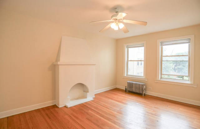 2240 West Farwell photos photos