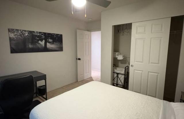 25013 Se 18th St photos photos