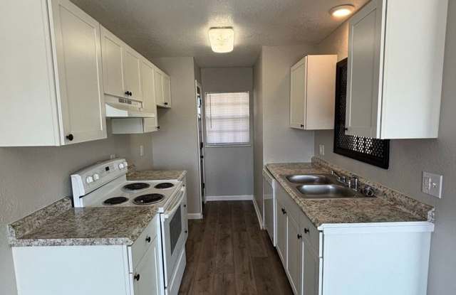 1800 Fairlane-Move In Ready! photos photos 1800 Fairlane-Move In Ready! photos photos