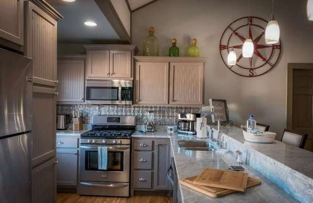 544 E Main Street photos photos