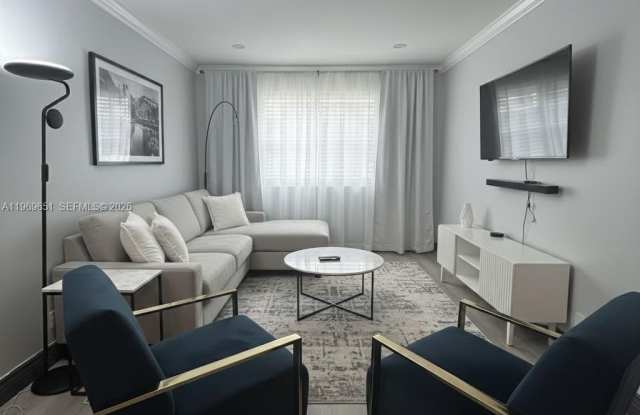 2401 Riverside Dr photos photos