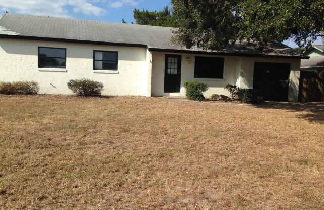 872 Abbott ave - 872 Abbott Avenue, Deltona, FL 32725
