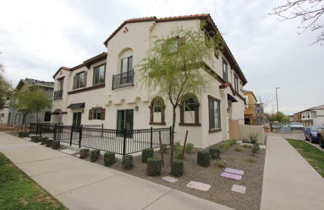 2719 South Catherine Drive Gallery 2