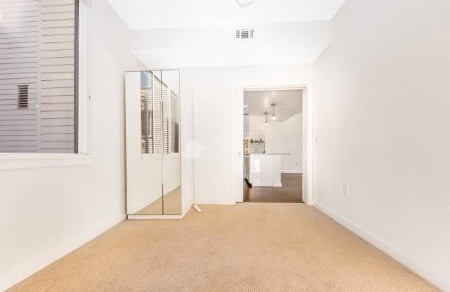 551 Hudson Ave. Gallery 4