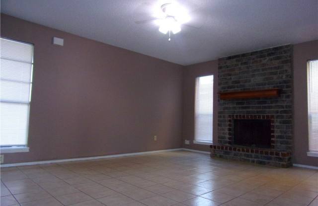 6621 Rhine Drive Gallery 4