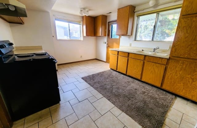 392 W 3400 S BSMT - 392 West 3400 South, Bountiful, UT 84010