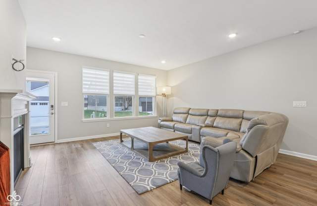 14459 Bishop Birch Place Gallery 4