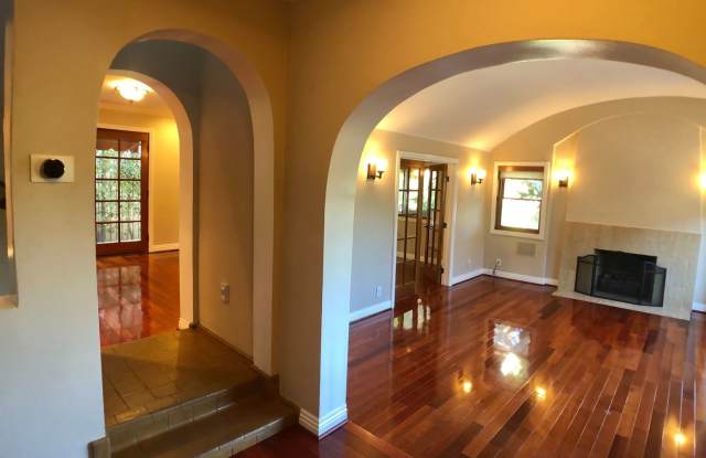 3384 Bennett Drive Gallery 3