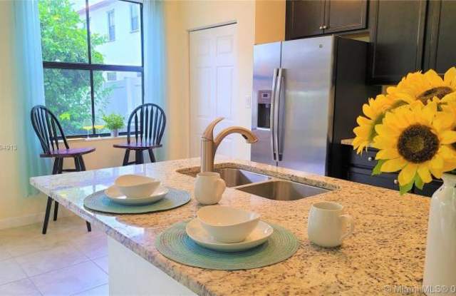 10436 West 34th Ct. Gallery 3