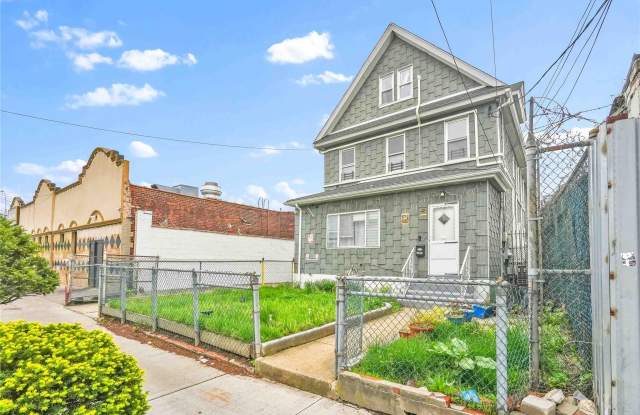 9150 121st Street photos photos