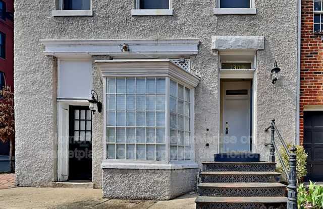 1300 35th St NW Gallery 1