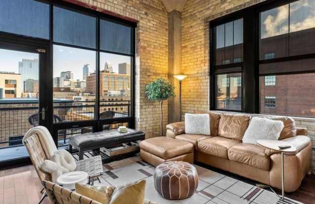 618 Washington Ave N photos photos